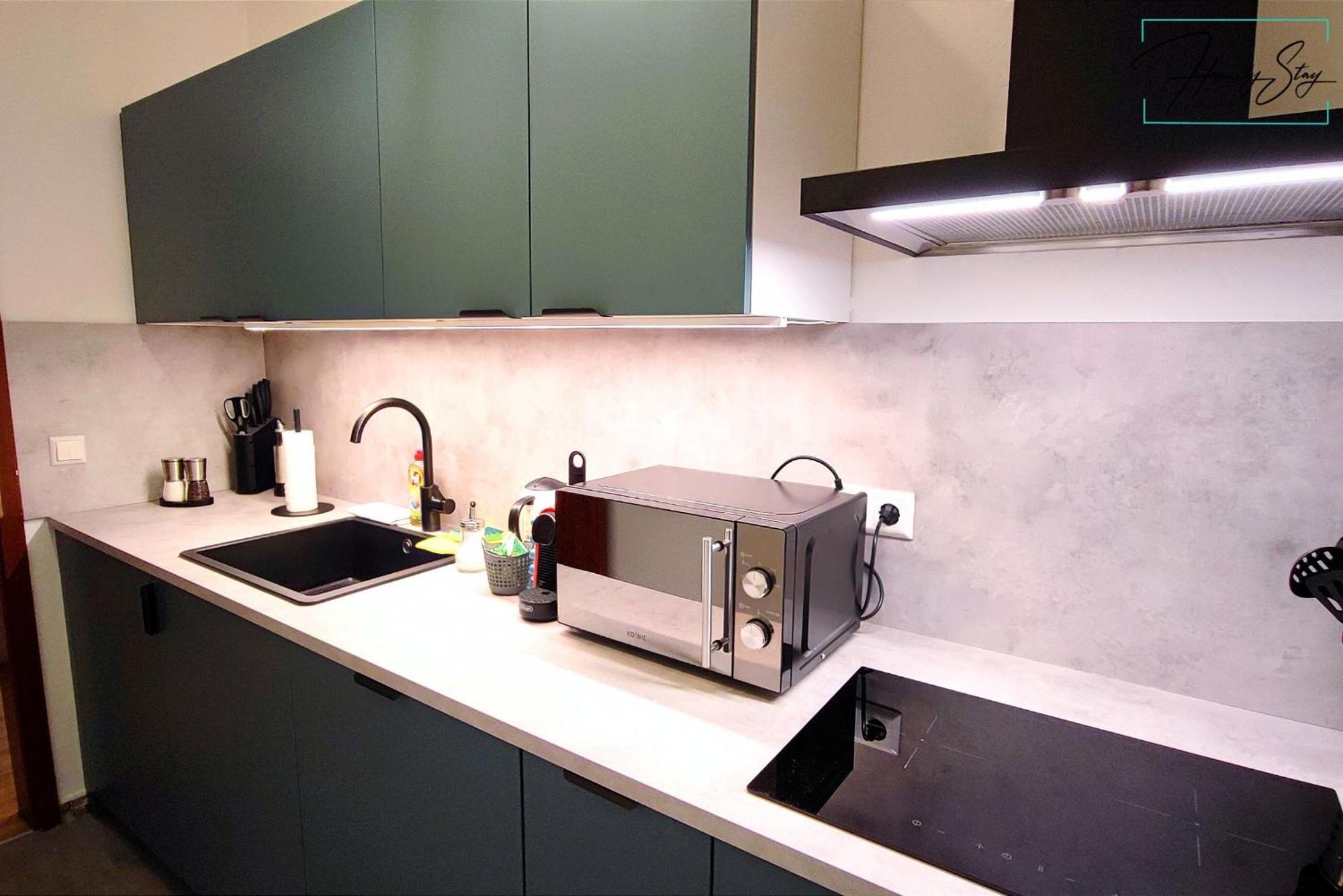 Homely Stay Serenity Greens - Stylisch Studio-Apartment With Kitchen - 10 Min To Central Station, Pet Friendly ミュンヘン エクステリア 写真